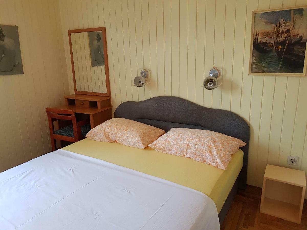 Mare Azzurro Apartments بولا المظهر الخارجي الصورة