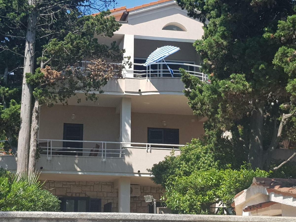 Mare Azzurro Apartments بولا المظهر الخارجي الصورة